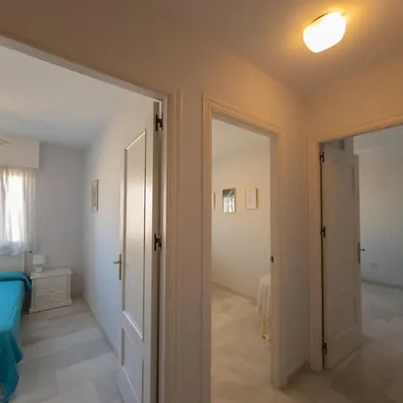 Gran Apartamento Primera Línea * Estepona